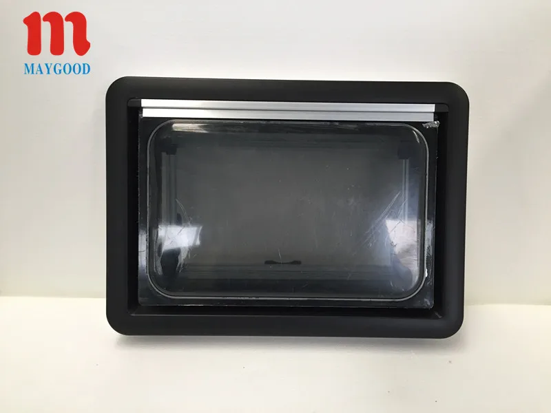 MG16RW 900X550mm black aluminum outer frame and white ABS inner with flynet and sun blind caravan window