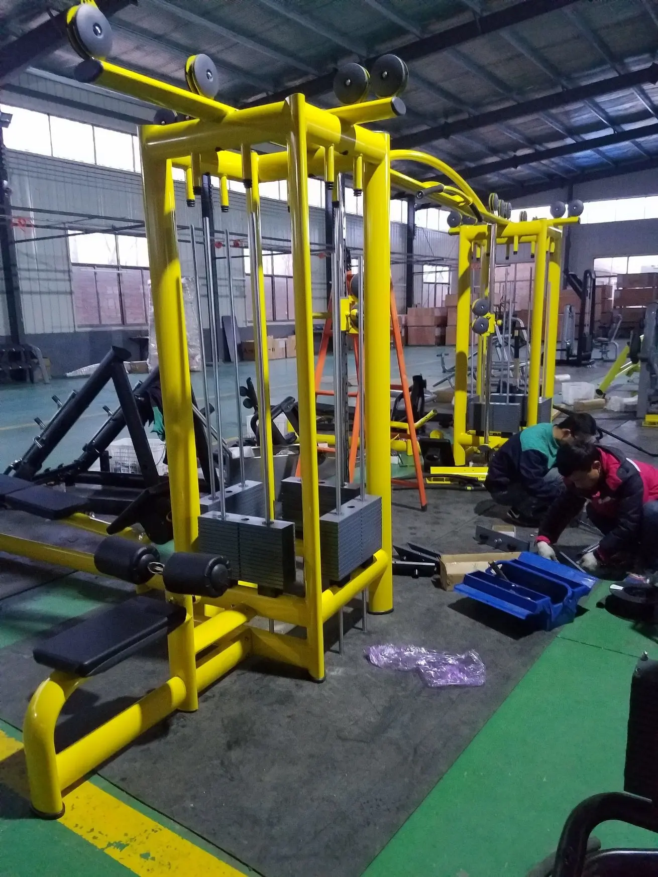 LZX-2053 8 station multi gym equipment for body exercise