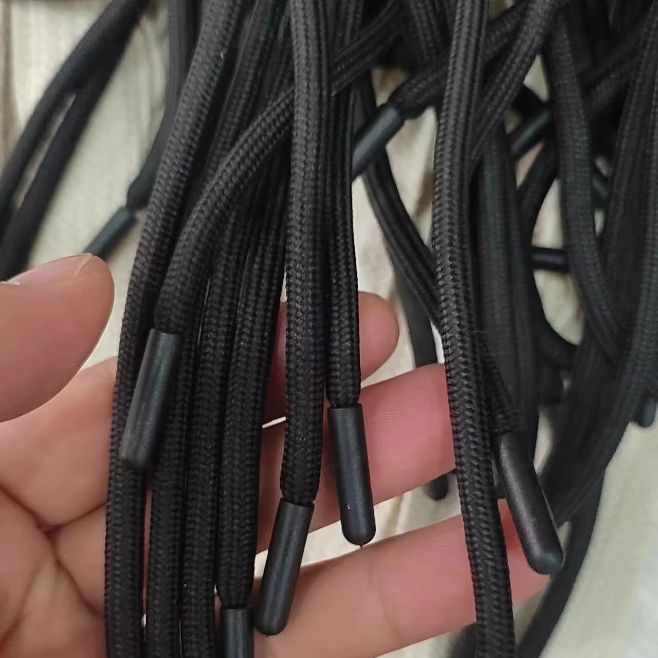 wholesale custom plastic tip draw cord hoodie drawstring drawcords and Metal tip shoelaces injection mold drawstrings