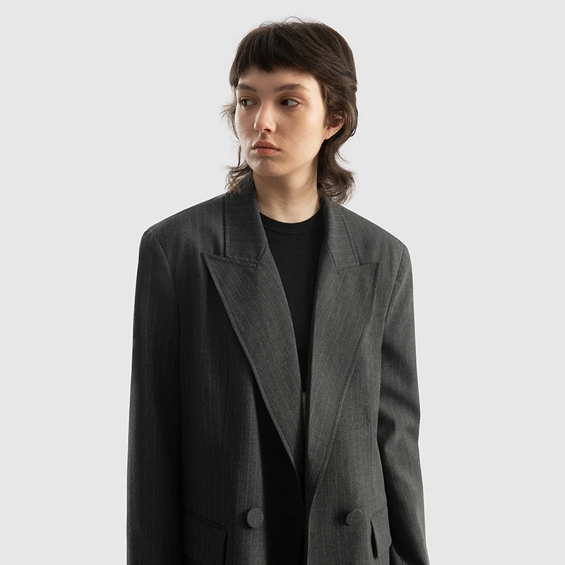 Женский двубортный блейзер в полоску, Черный Повседневный Блейзер большого размера с длинным рукавом, на пуговицах, осень 2022