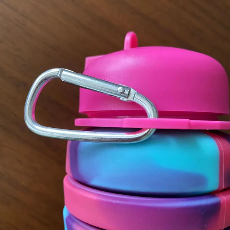 Popular Mix Color 500ML Food Grade Silicone Collapsible Water Bottle Camping Hiking With Carabiner Silicone Water Bottle