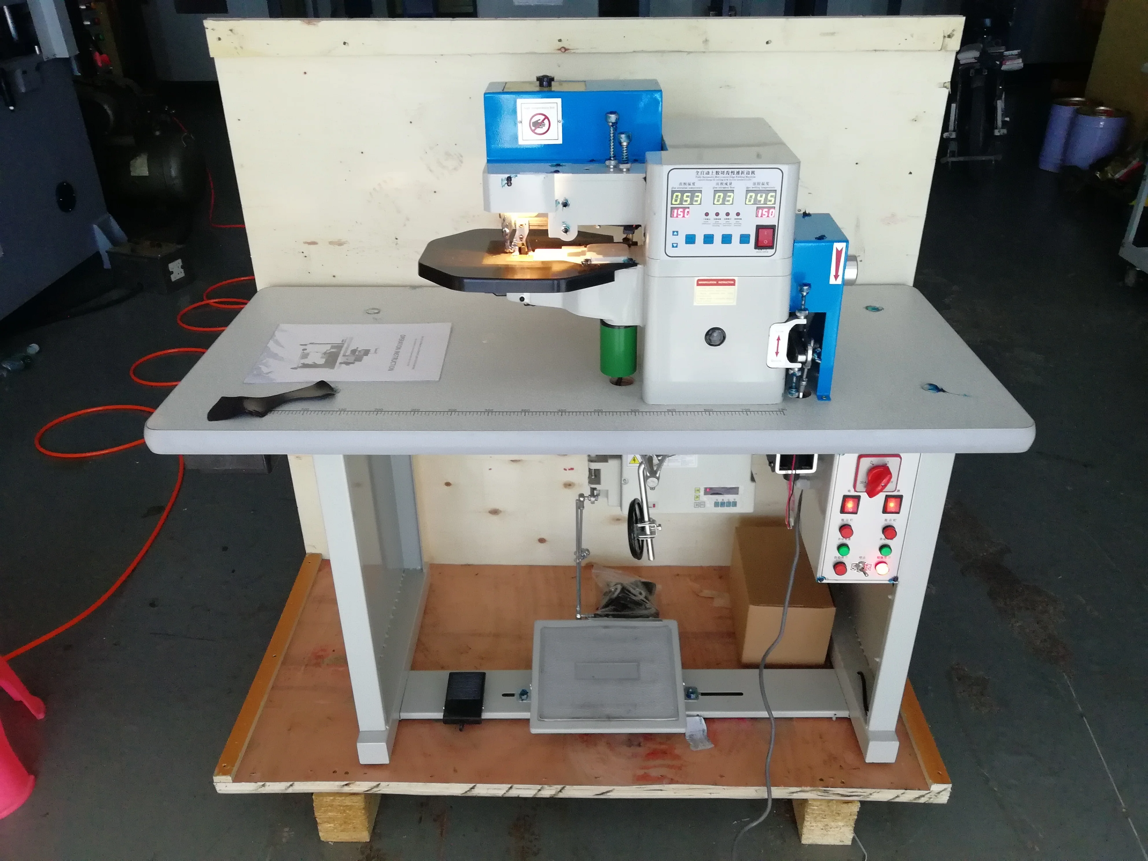 DT-298B Shoe Making Machine Edge Folding&Cementing Machine for Shoe Upper