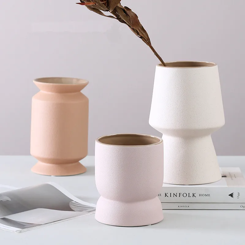 Nordic simple Morandi vase ceramic vase handicraft home furnishing soft decoration dry flower arrangement art decoration