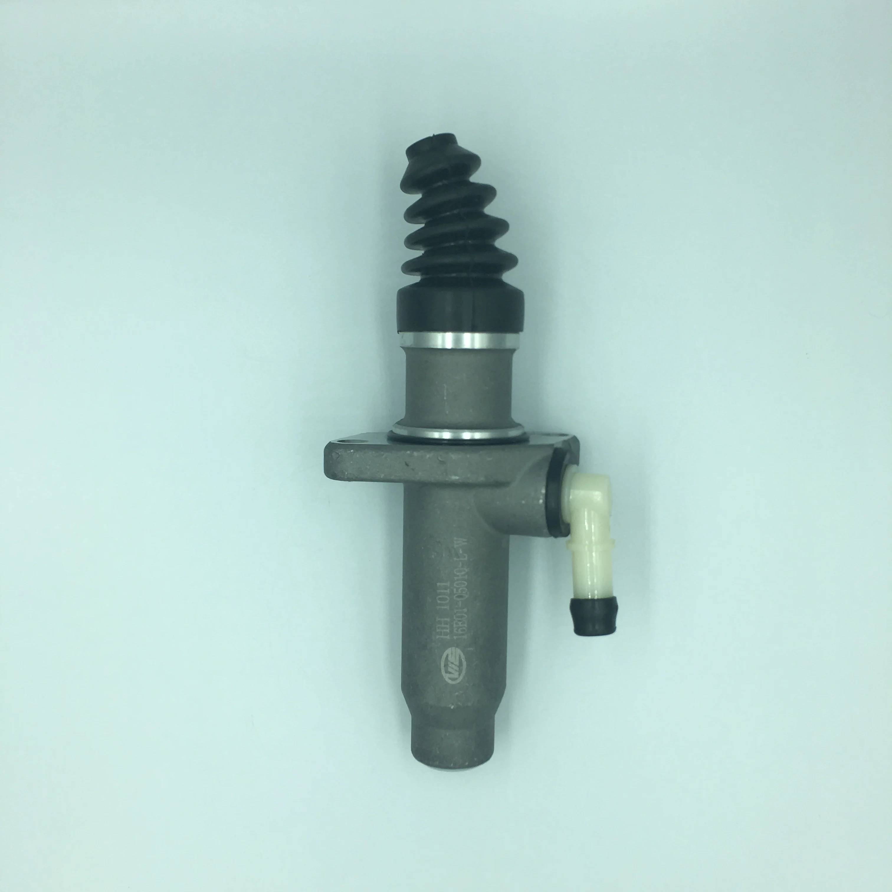 Manufacturers sell high quality automobile clutch main pump or hydraulic clutch main cylinder 16E0105010LW