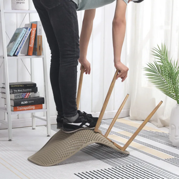 Hot Sale Langfang Dining Room Furniture Cheap Plastic Chair Modern Design High Quality Dining Chairs