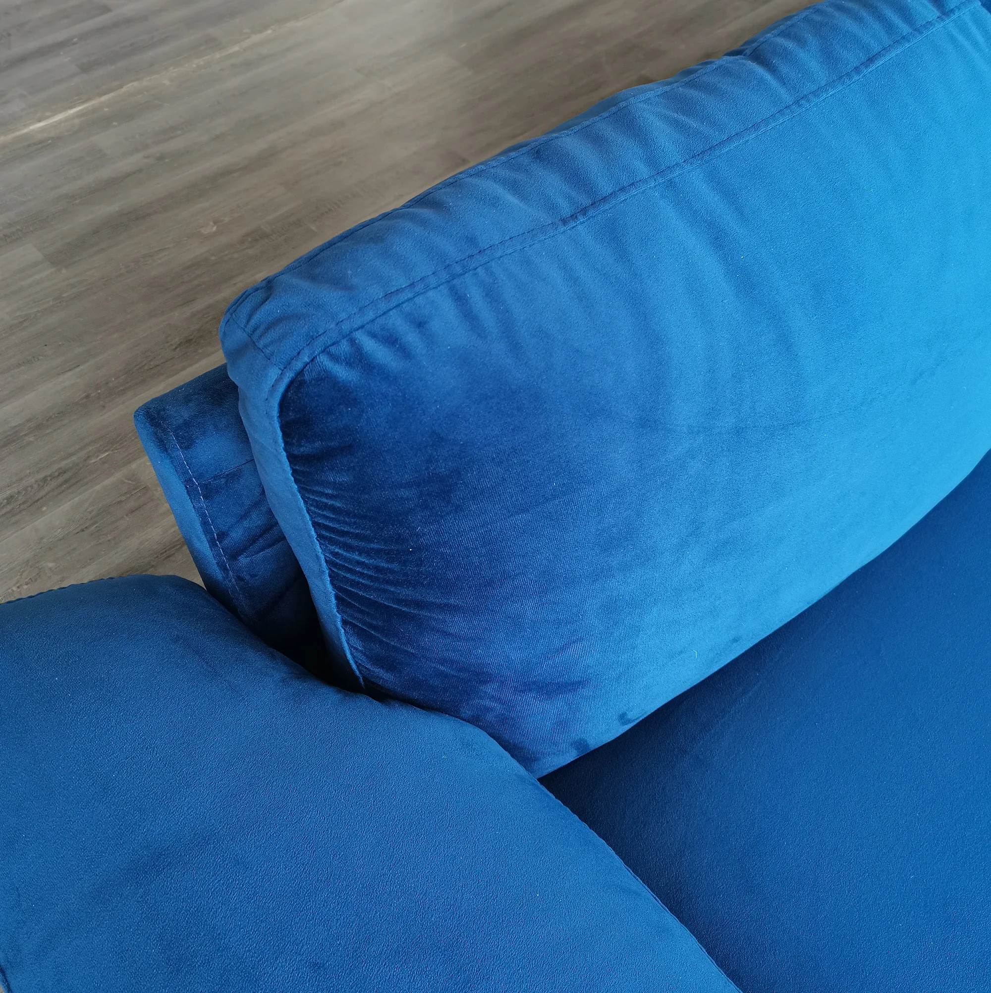 Factory wholesale couch living room sofa L Shape navy blue 3 seater velvet Sectional sofa and couch for living room furniture