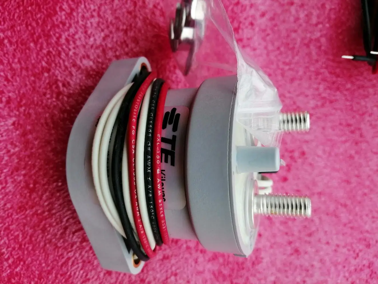 TE Tyco 4-wire EV200HAANA new energy relay 1618002-8 HVDC contactor