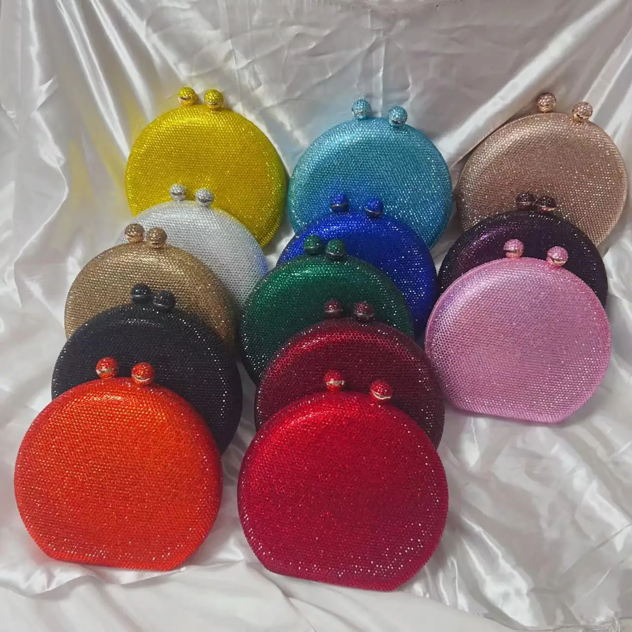 2023  Round Shape Multicolored Rhinestone Gold  Crystal Clutch Purse Chain Clutch De Luxe Peacock Blue Wedding Luxury Clutch Bag