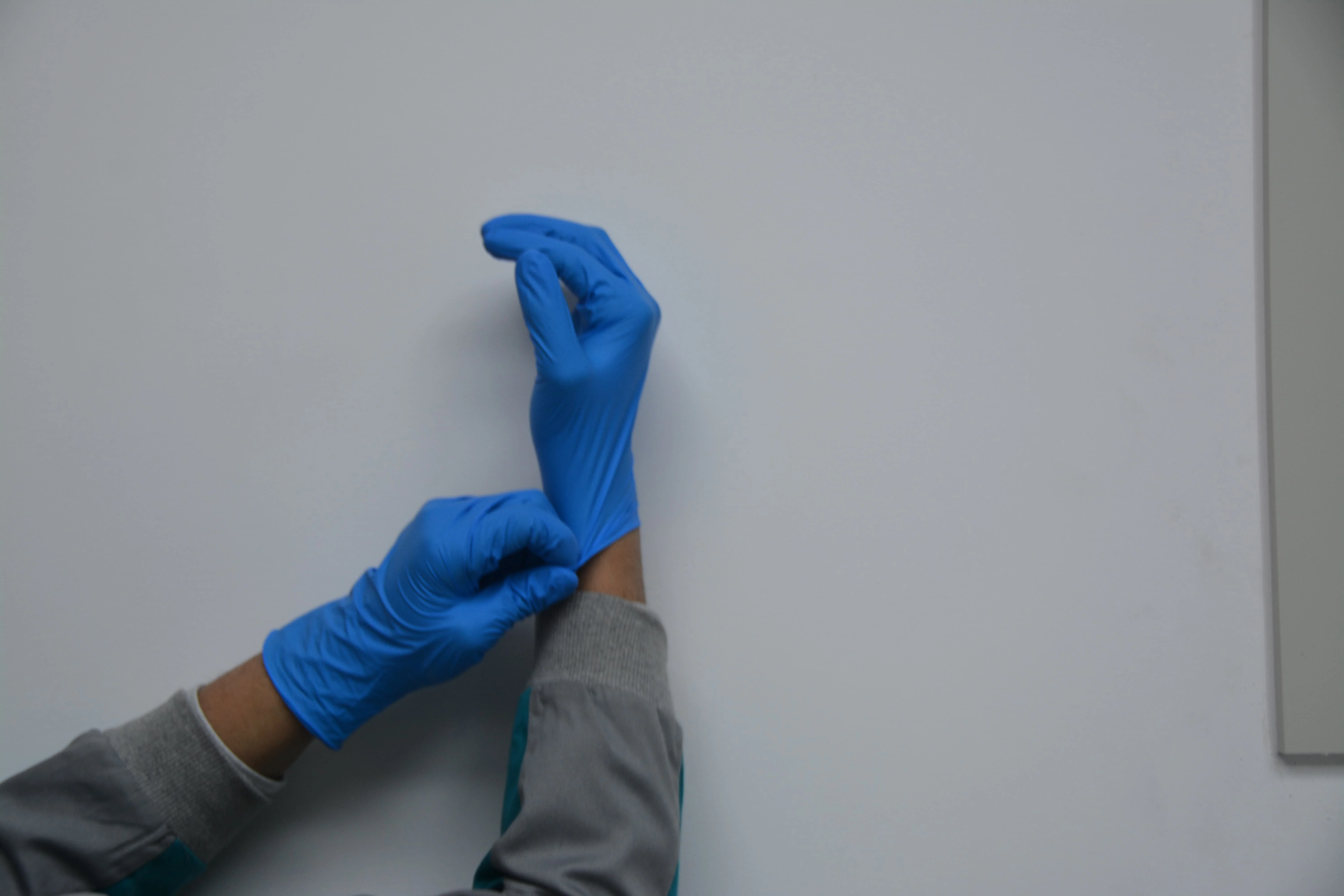 Перчатки для осмотра без латексных порошковых перчаток