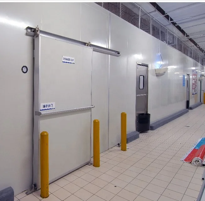 Mini Cold Storage Room Engineers Available to Service Machinery Overseas 36-45kg/m3 Customized R404A / R22 Sustainable Copeland