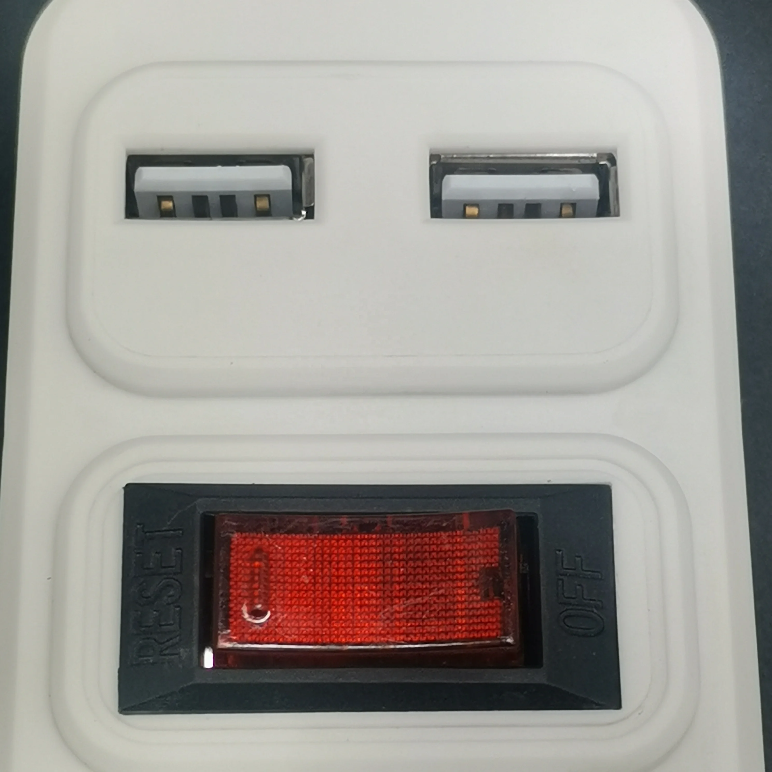 USB German Type Extension Socket with Over Load Protection 16A 250V German Power Strip with USB