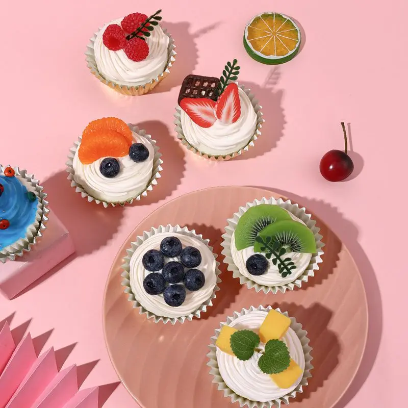 Factory Direct Sales strawberry shortcake party decorations baking cup cake paper cups