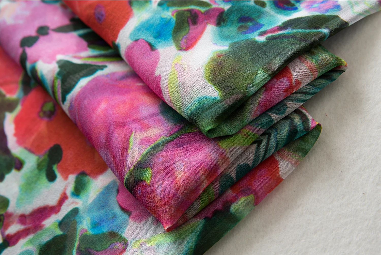  Цифровая печать 100 шелковая ткань текстиль китайский шелк 10 мм жоржет