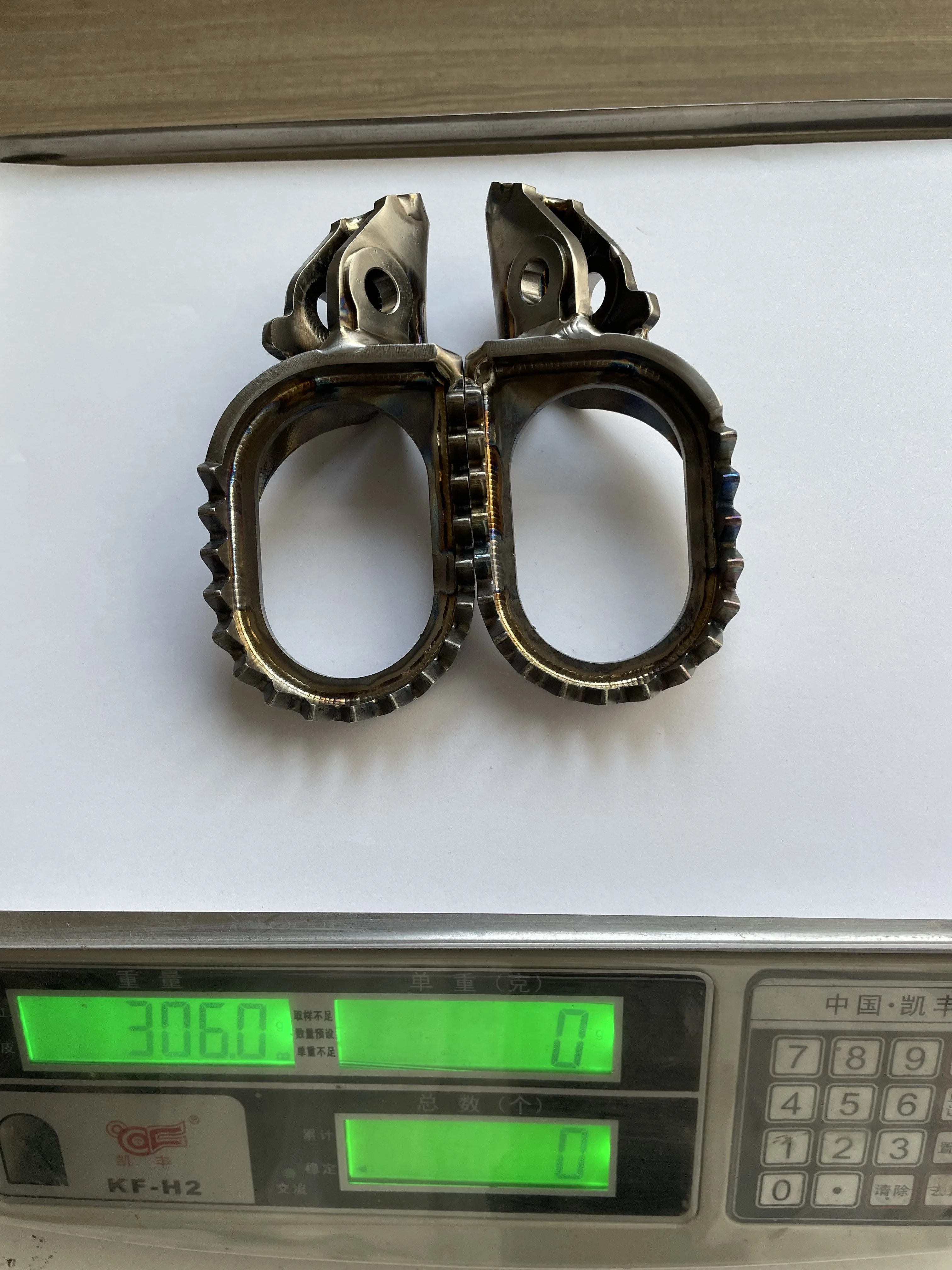 Aerospace Titanium Foot pegs for Surron Ultra Bee