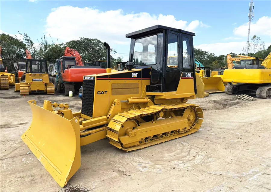 Used Caterpillar Small Bulldozer Cat D4C D5C D4 D5 Bulldozer Good Condition Original Bulldozer Cheap Price For Sale