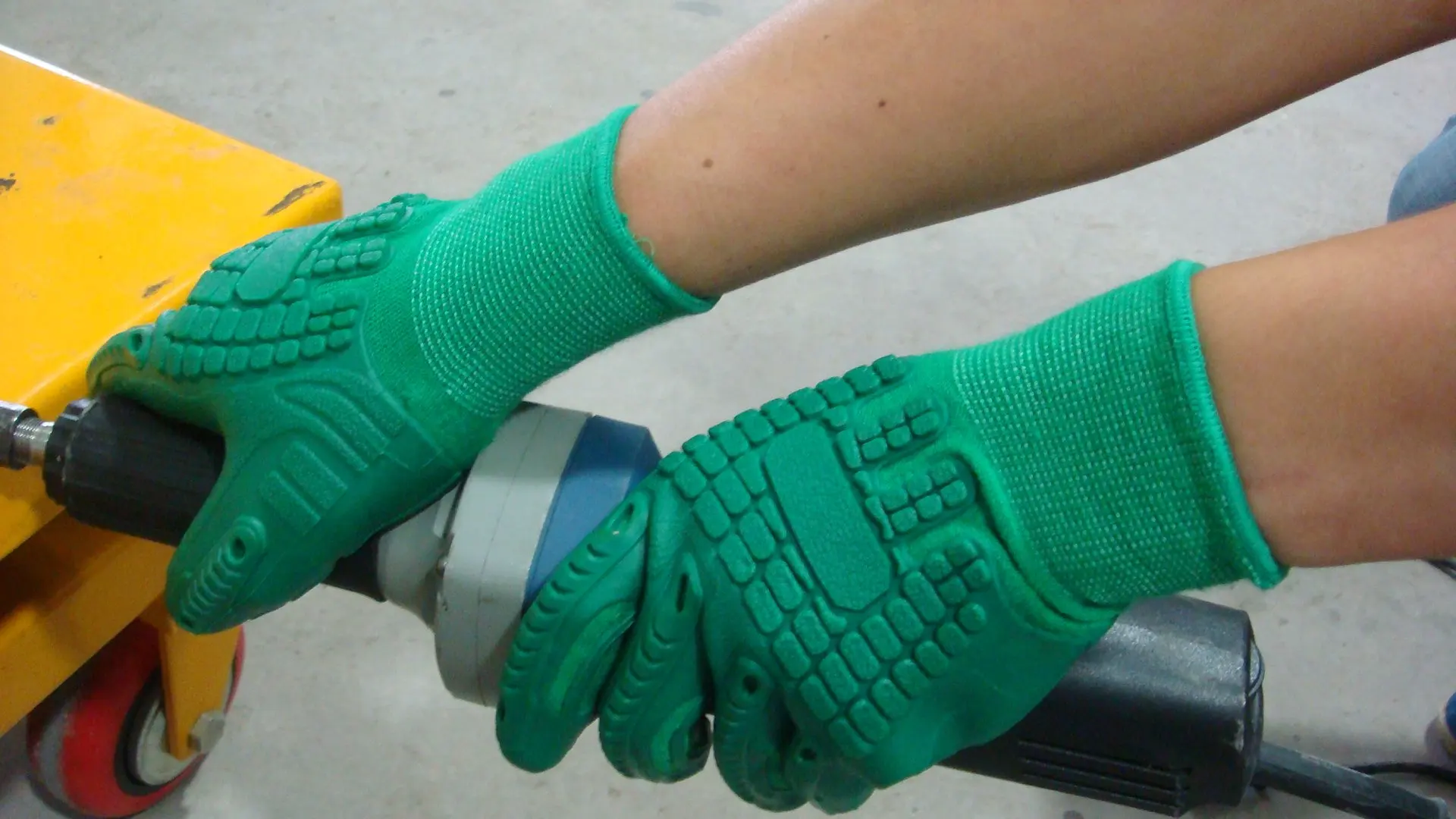 High Quality Anti impact TPR Gloves Safety Work Gloves