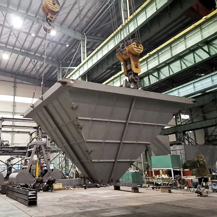 
30cbm Trucking Loading Port Eco Hopper On Truck 