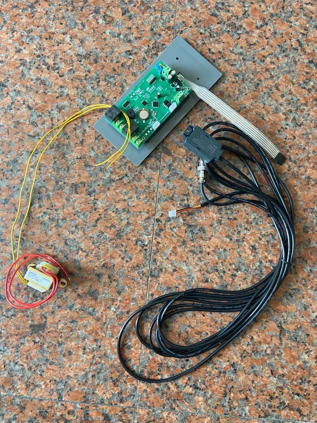 electronic control panel with the water level sensors and valves=1 set