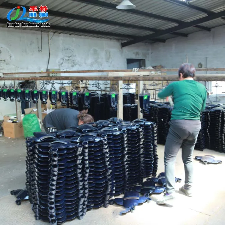 Agricultural Market Hoe Cheap Price Garden Hoe And High Quality Steel Hand Tools Sri Lanka Market Hoe