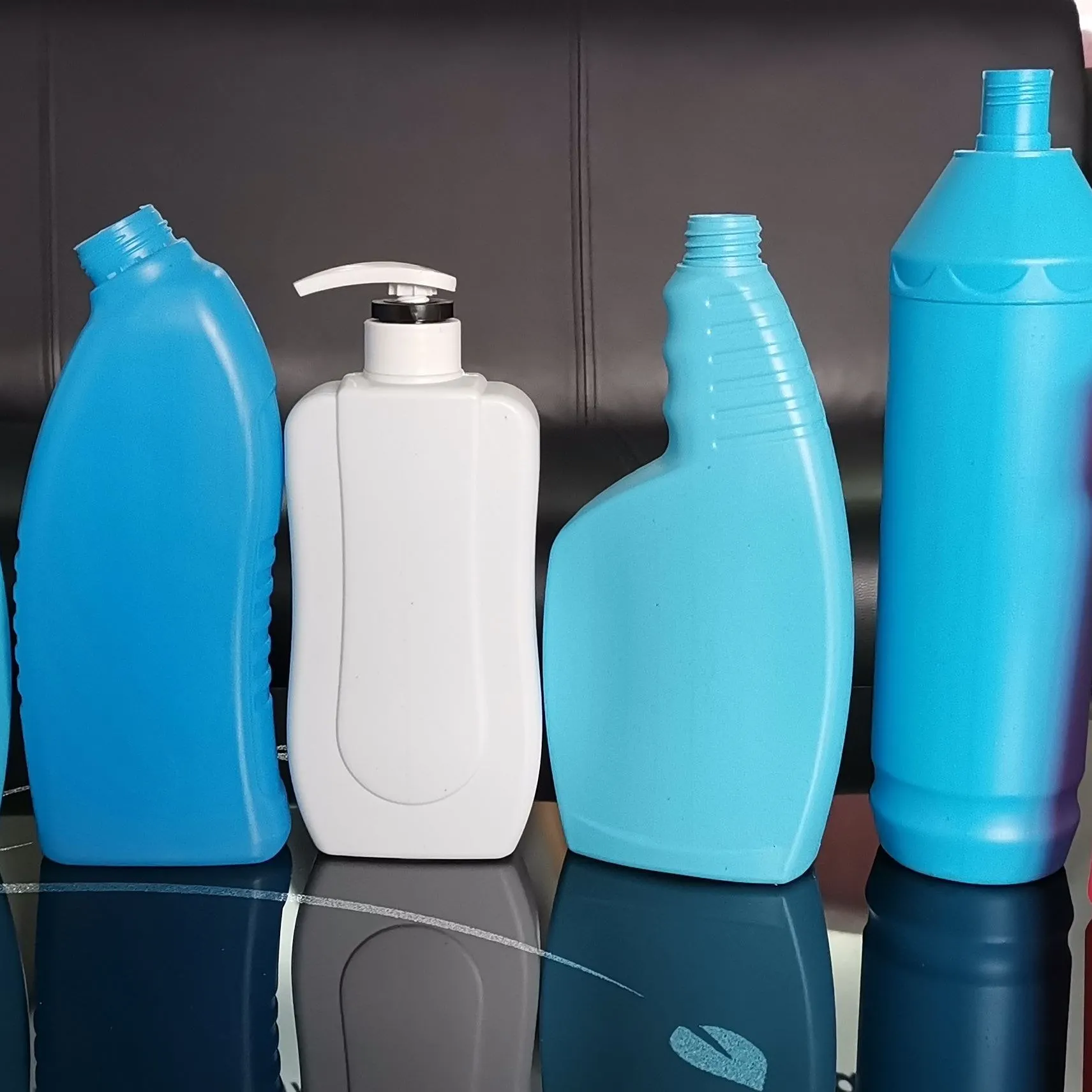 Машина для выдувного формования пластиковых бутылок с двойной станцией машина производства шампуней и