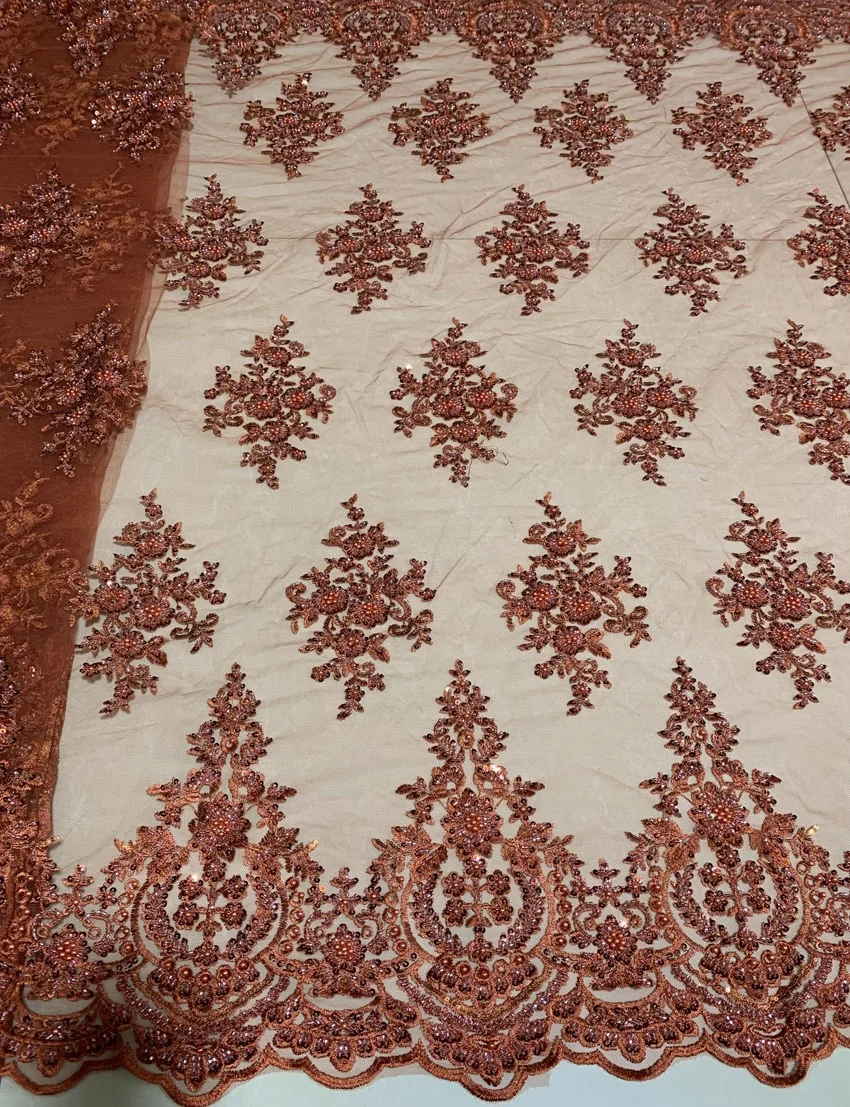 Хит продаж новый дизайн вышитая бисером Тюлевая ткань/Модная машинная вышивка кружевная ткань для платьев