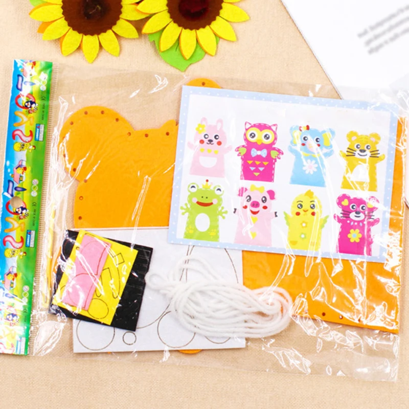 New arrival preschool educational Felt Toys diy felt kids sewing craft kits Animal for Puppet Theater Story Telling