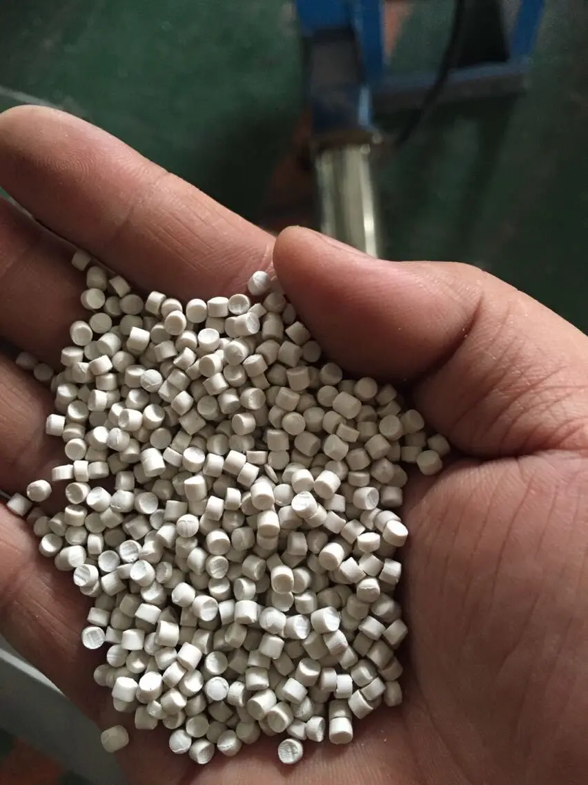 PVC pelletizing extrusion line / PVC granule extruder /PVC granules machine