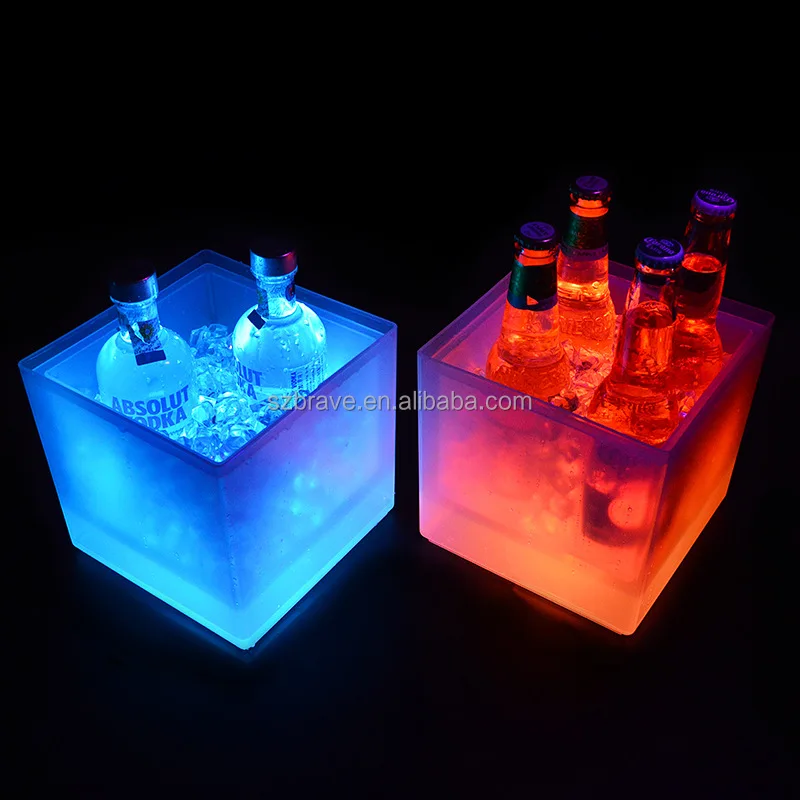 Transparency 3.5 Liter LED Ice Bucket Drinks Beers Food Grade Square LED Ice Bucket Double Wall for Champagne Wine Drinks Bottle