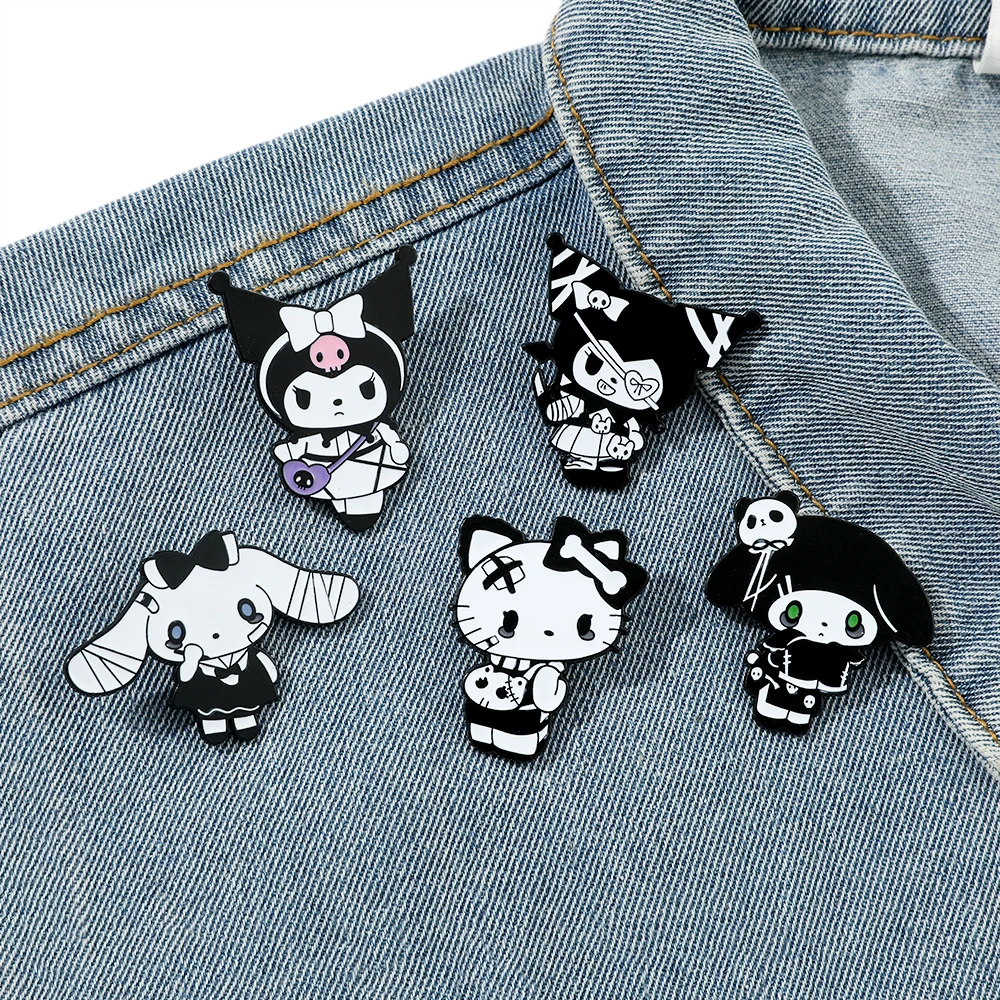Halloween Enamel Lapel Pins Gothic Style  Hello Kitty Kuromi Brooch Kawaii My Melody Cinnamoroll Metal Badge for Backpack