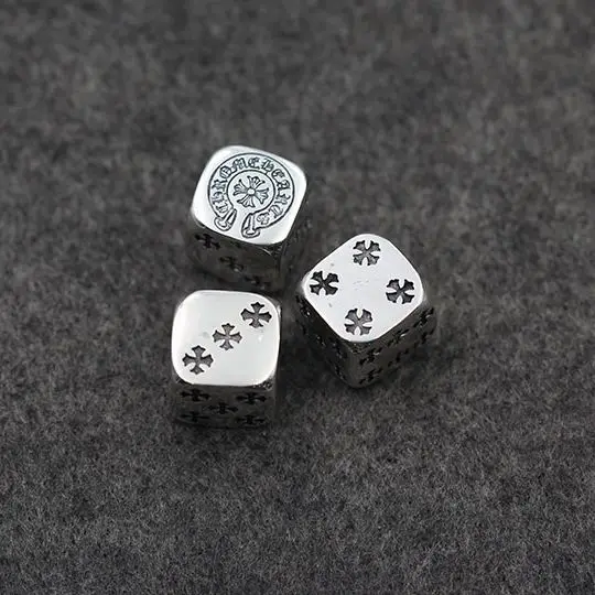  Silver sieve dice Fun accessories Luxury office ornaments Cross solid bar screen Thai silver