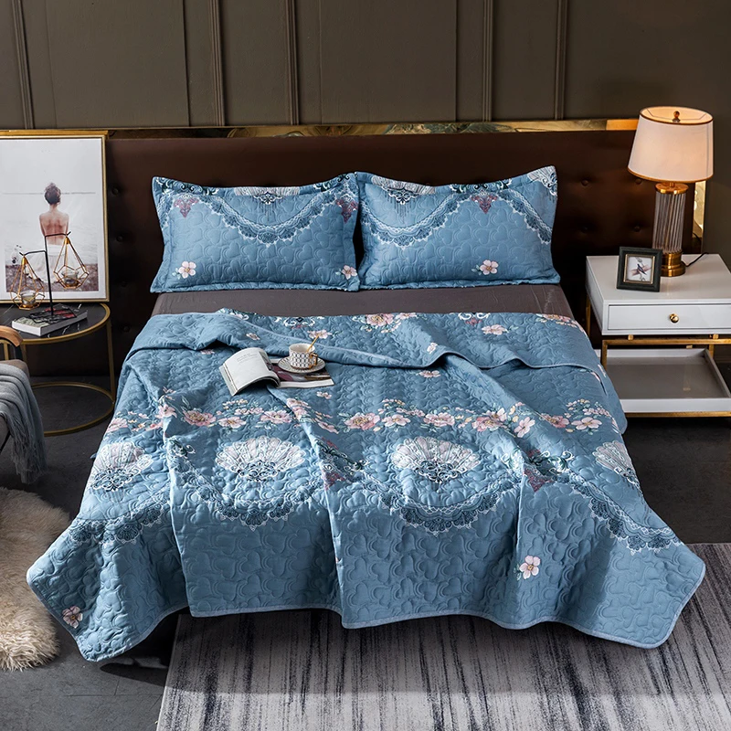 Hot Sale Floral Design Luxury Polyester Fabric Patchwork Bedding Kantha Quilts