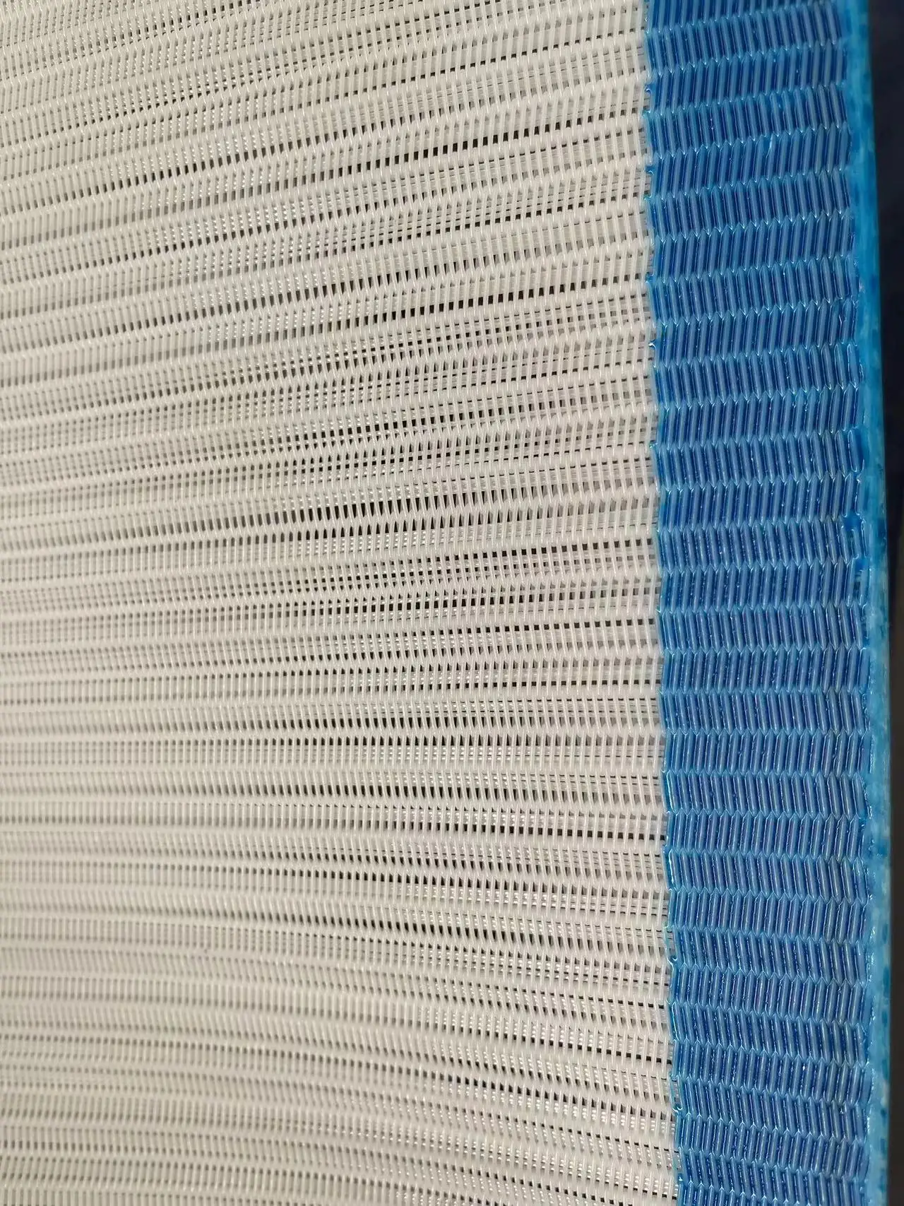 Polyester Mesh Conveyor Belt Forming Dryer Filter Fabric Belt For Paper Making Sludge Dewatering