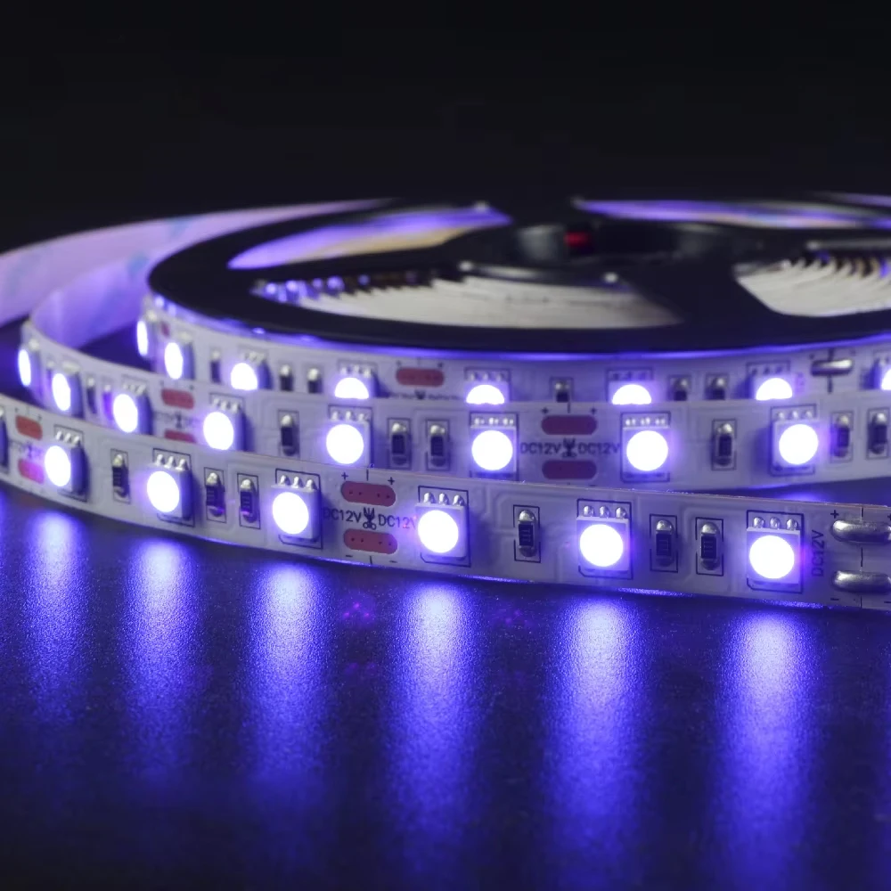 Заводская цена для SMD 5050 60 светодиодов/м 120 высокой яркости Высокая эффективность более 70 лм/Вт светодиодные полосы света