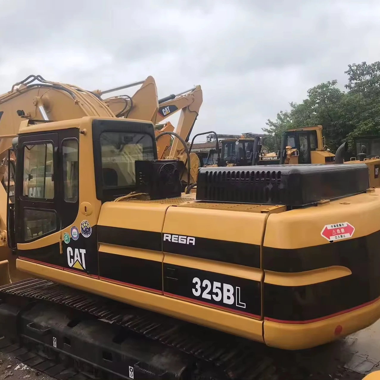 Used CAT Caterpillar 325BL Excavator For Sale,used caterpillar cat 325 /325b /325bl excavators