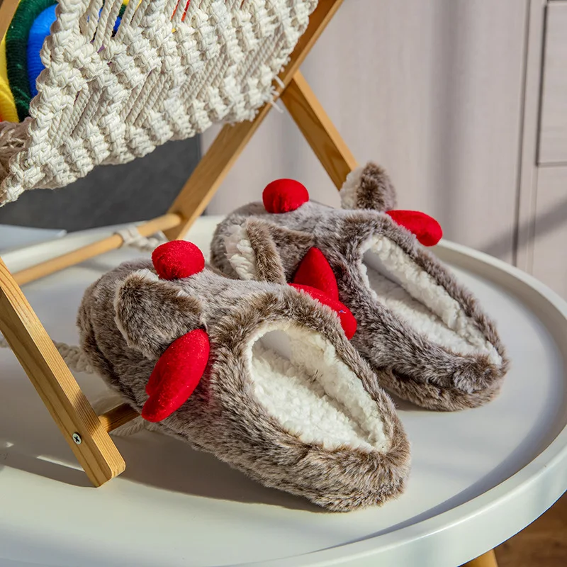 Autumn Winter Indoor Slippers Lovely fur Christmas Deer Light Weight Cushioning Non-Slip Child Family Fashion Trend in stock