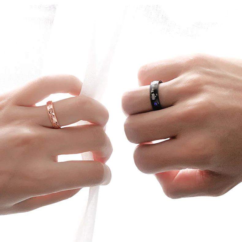 Wholesale Stainless Steel Her King His Queen Couple Ring Rose Gold And Black Wedding Band Ring  for Couples Men Women