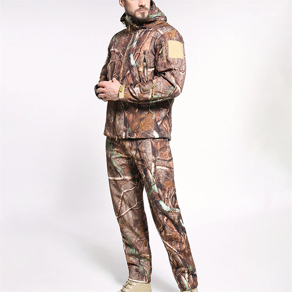 Winter Hunting Clothes Polar Fleece Waterproof Warm Suit Hunting Hooded Jacket And Pants Real Tree Camouflage Soft Shell Jacket