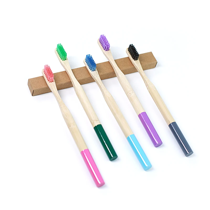 100% Органическая круглая нейлоновая зубная щетка с мягкой щетиной для взрослых лучшего качества с футляром