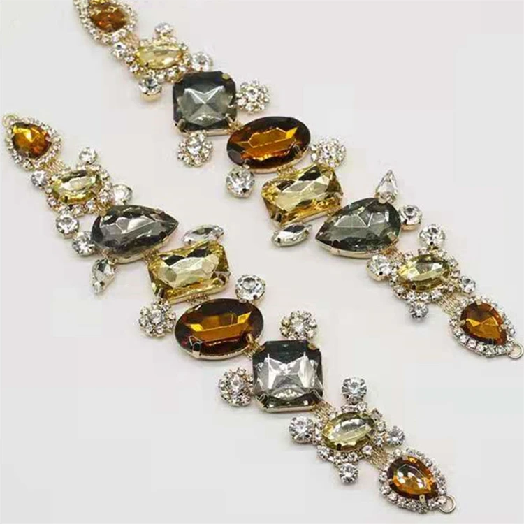Hot Sale Factory Direct Price China Factory Best Selling Designs Floral Rhinestone Applique