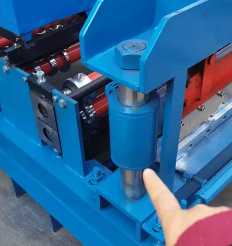 UPVC GLAZE ROOFING TILE MACHINE, PLASTIC ROOF TILES MAKING MACHINE CHINA