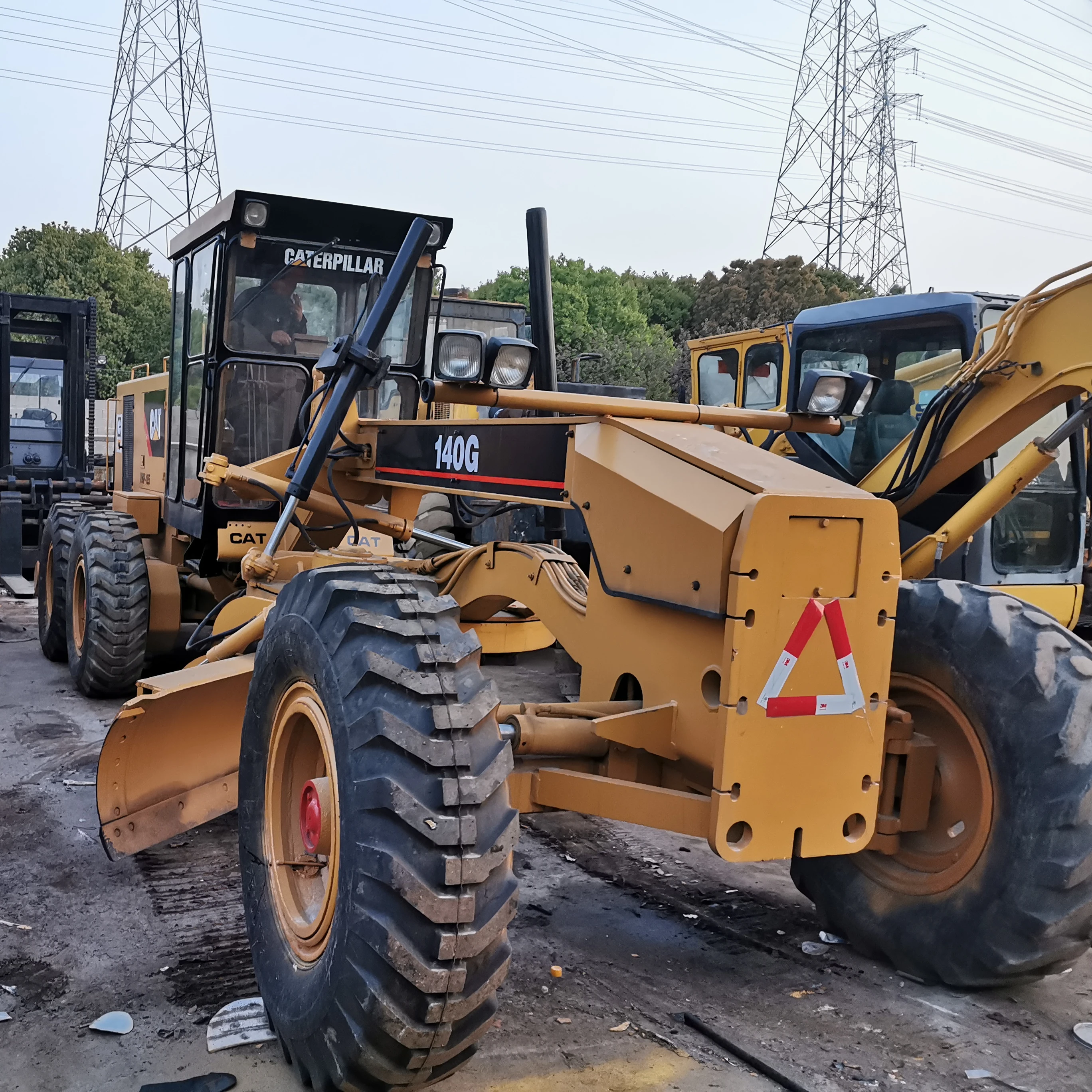 Лидер продаж японский оригинальный б/у автогрейдер CAT 140g доступно 140/ 120/14/12 с двигателем в наличии