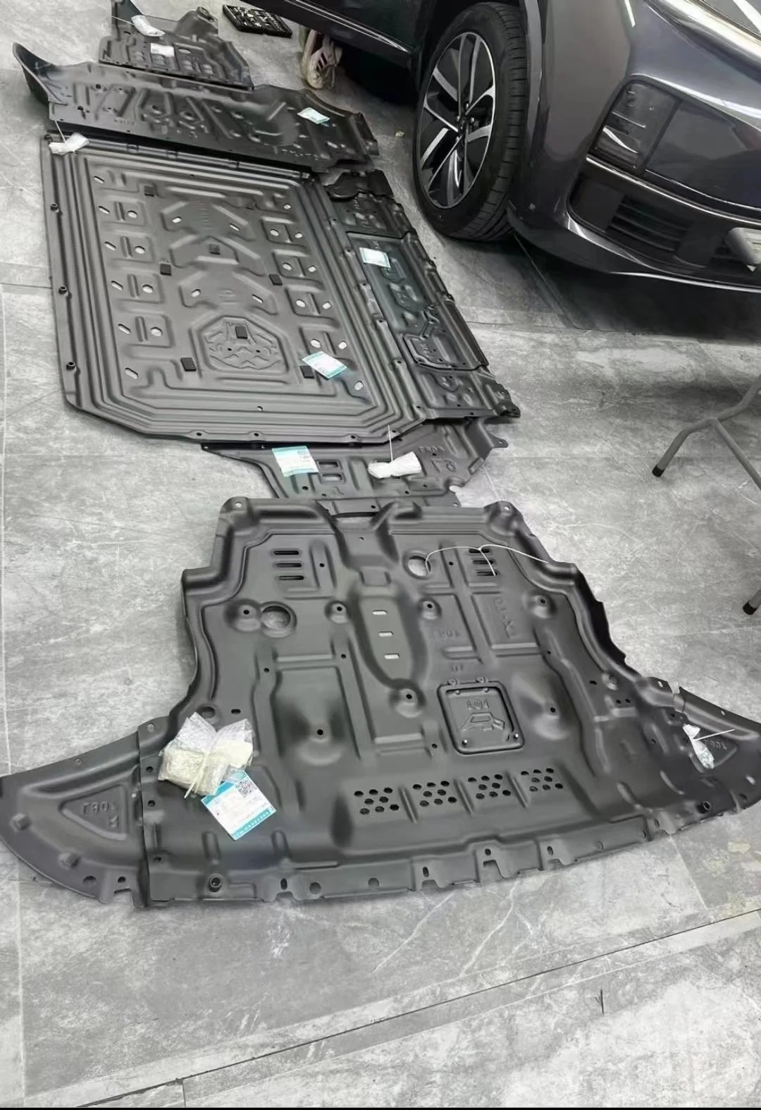Accessories Spare Parts for Lixiang L9  L7 L8 Max Pro ultra Junxi Aluminum Battery Crankcase Underbody Bottom protection