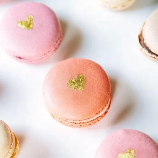 
Additive eatable 4.33*4.33cm 24k edible gold leaf for cake food hamburage ice cream decoration 