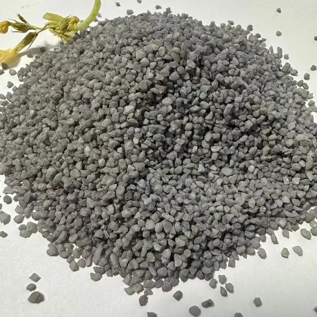 Factory sale high Sintering Colored Basalt Stone Sand For Asphalt Roofing Shingle