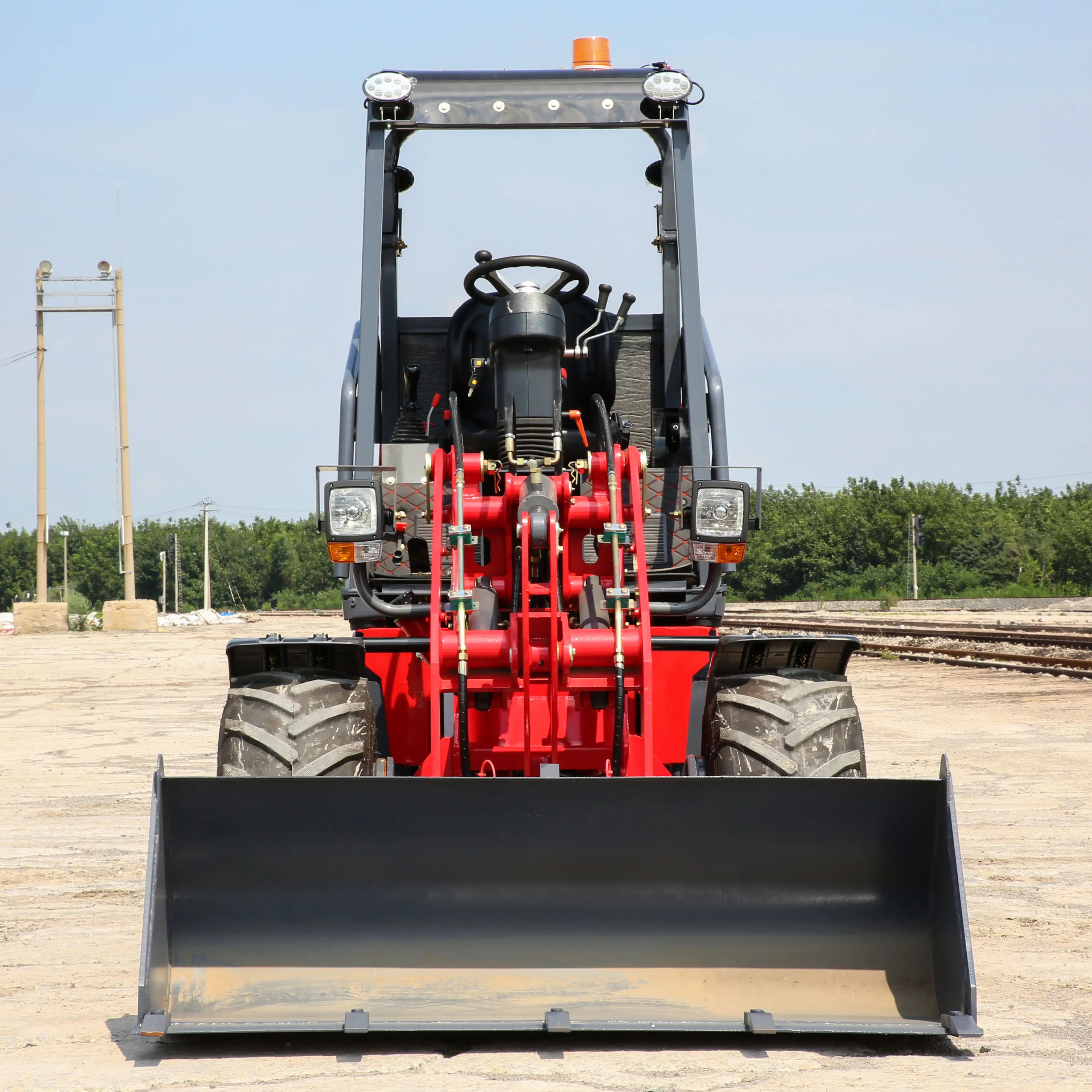 China WOLF best selling Mini780T small loader with 1 ton loading capacity