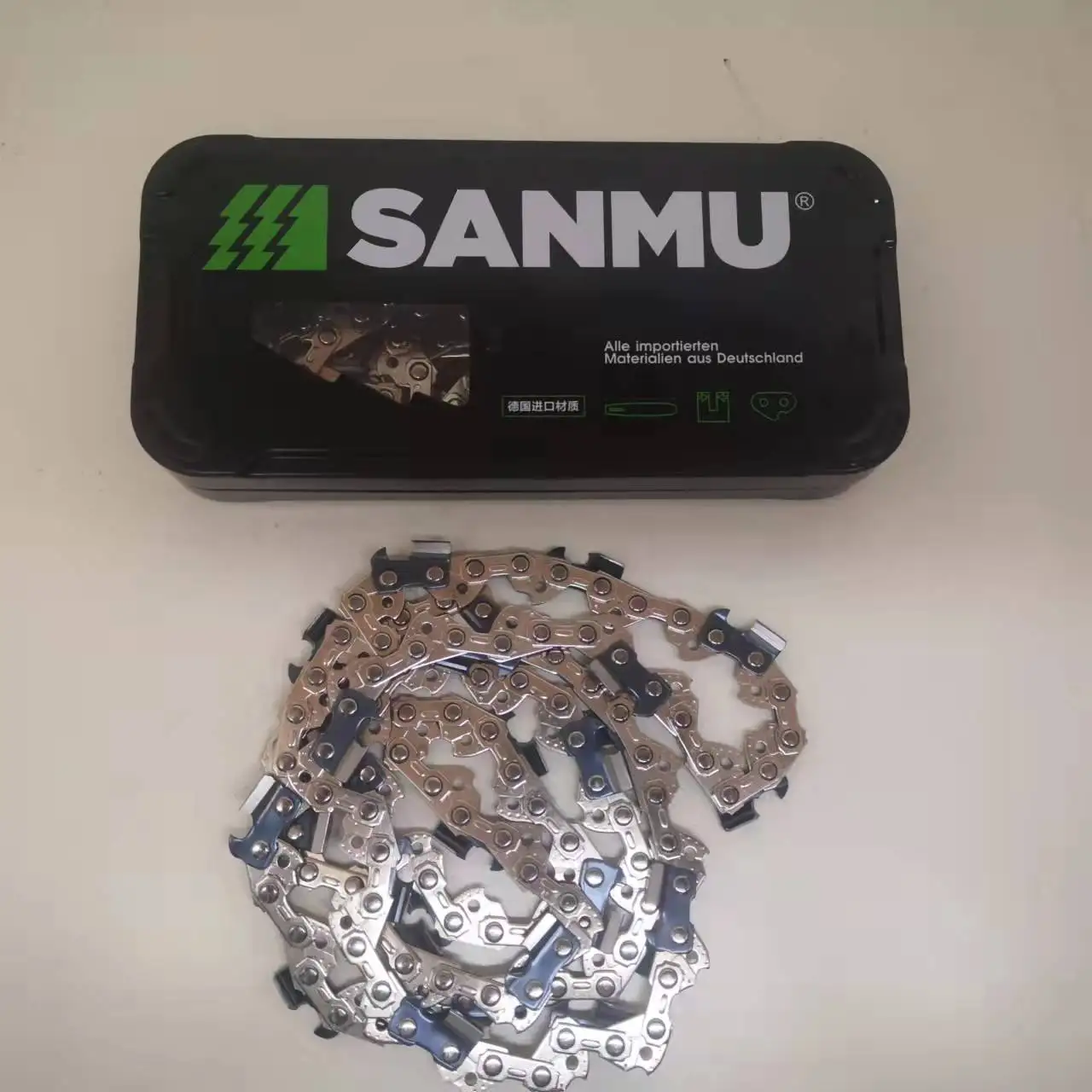 Gasoline portable cheap chain saw 52cc chain saw with spare parts cheap power tools