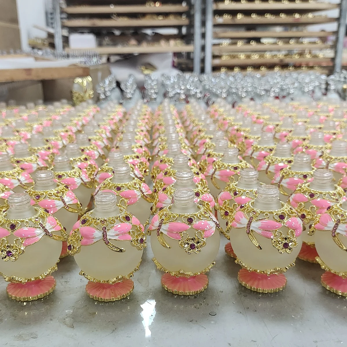 25ml round shaped metal alloy green dragonfly perfume bottle empty glass essential oil bottles with stainless bar#70010