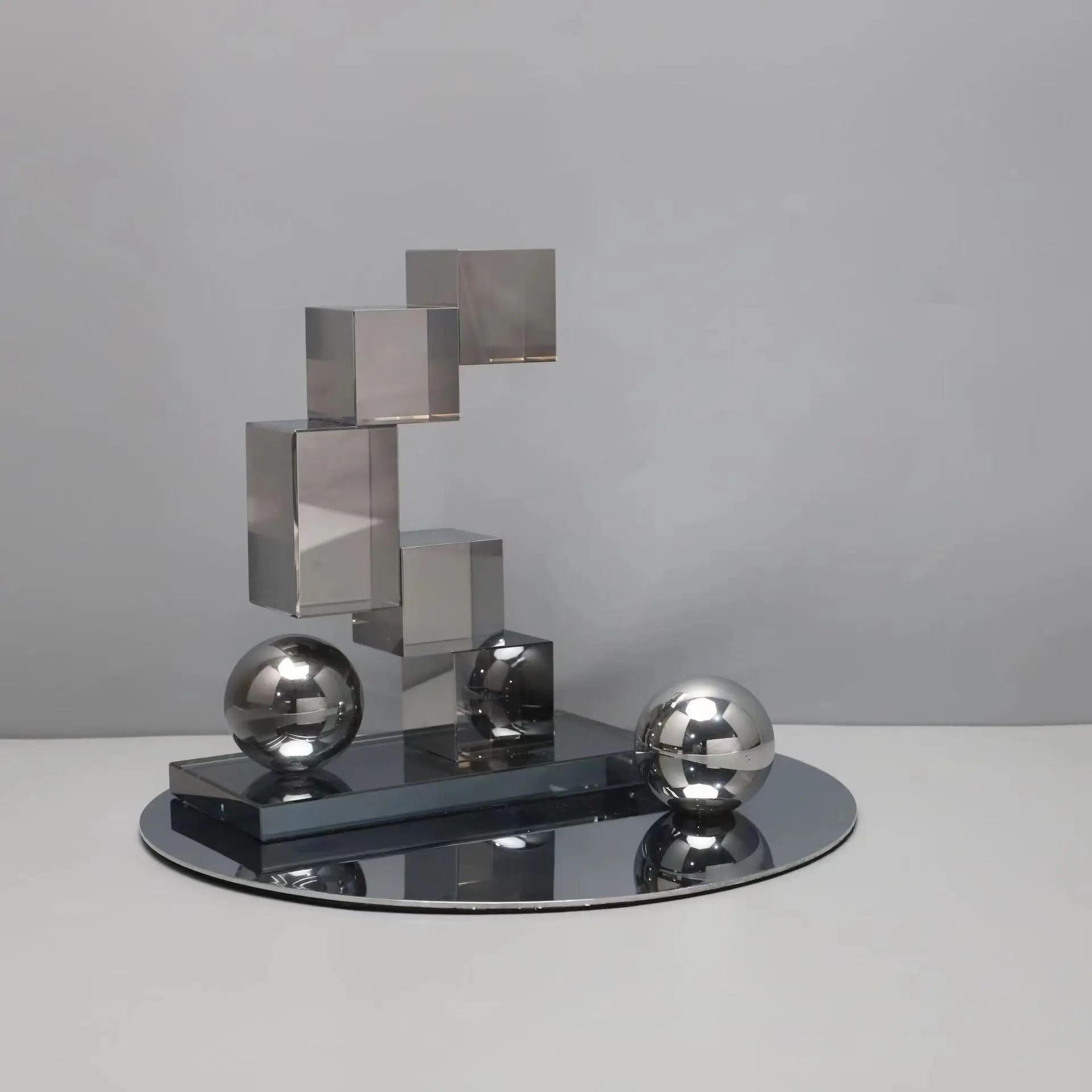 Metal crafts 3D model riding bike golden trophy promotional product