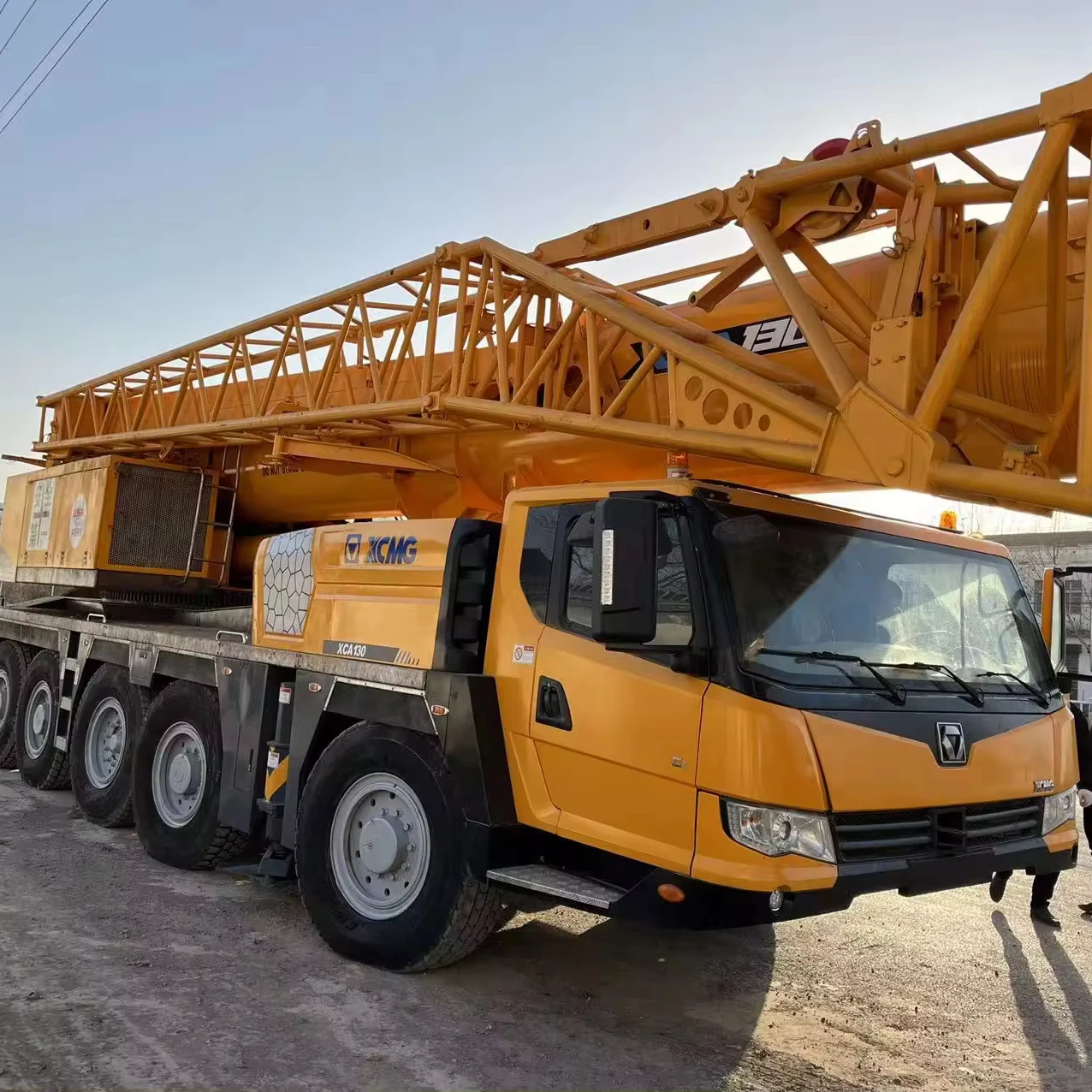 China Xugong 130ton truck mobile crane XCA130 QY130k