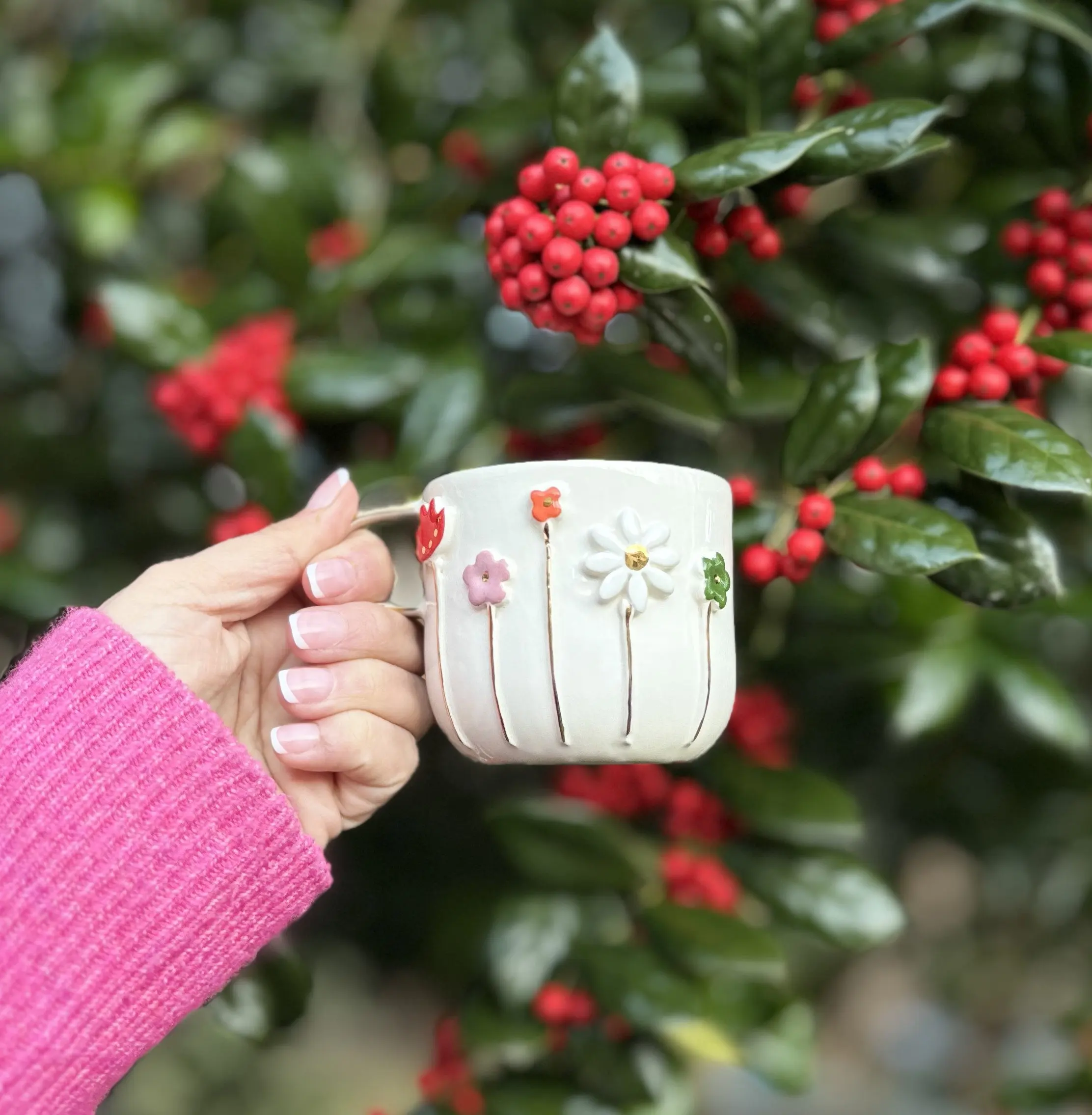 Custom 2024 New Design Handmade Creative Tea Coffee Cup Hand Painted Ceramic Flower Mug for Birthday Valentines Mothers Day Gift